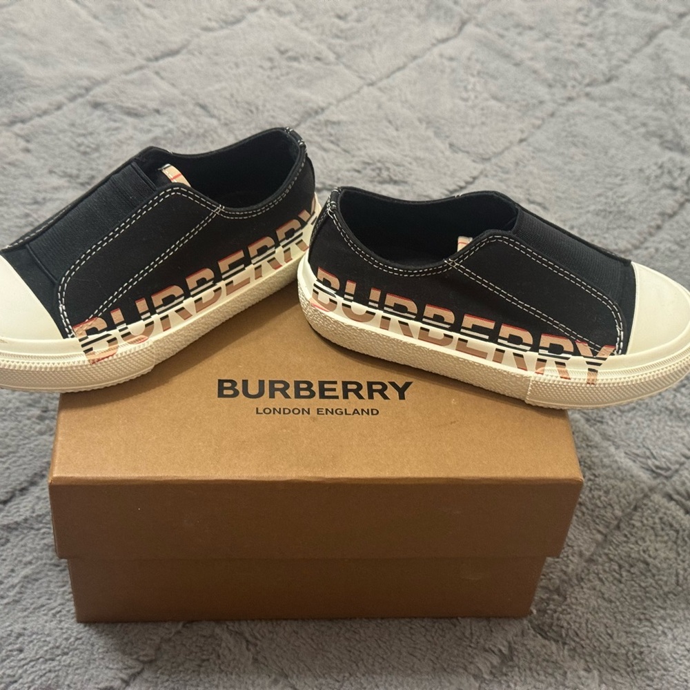 Burberry Kids Black and White Sneakers